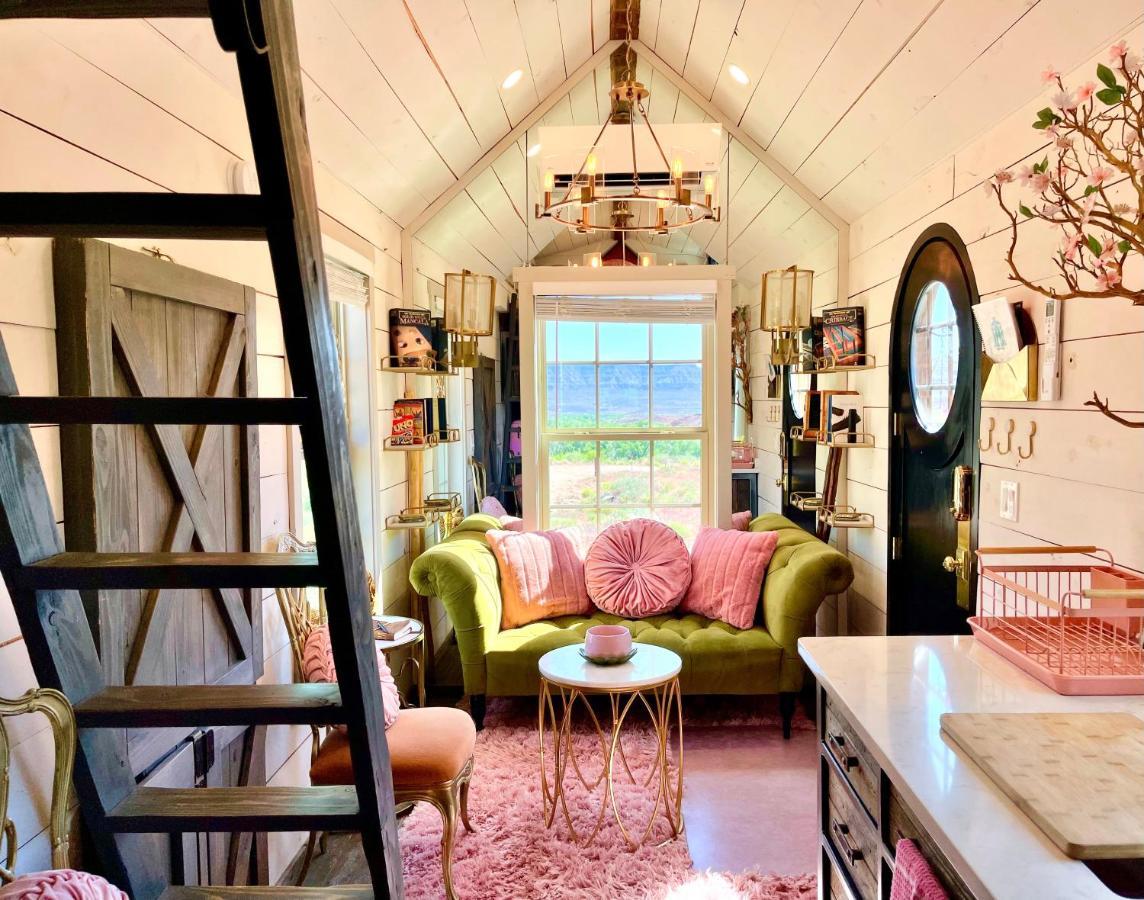 Zions Tiny Oasis Guest House Virgin Exterior photo